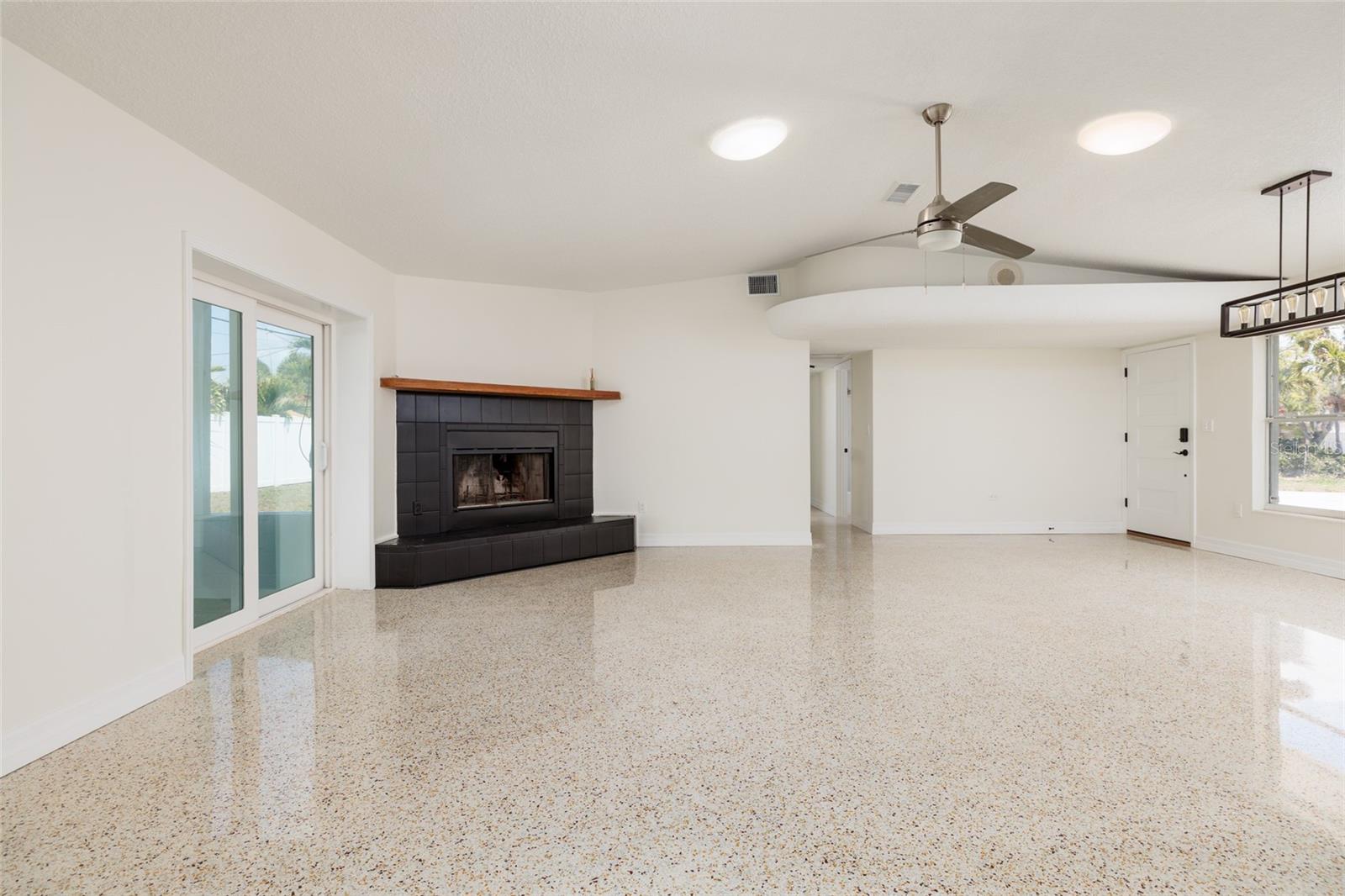 PASADENA GOLF CLUB ESTATES SEC 5 - Residential