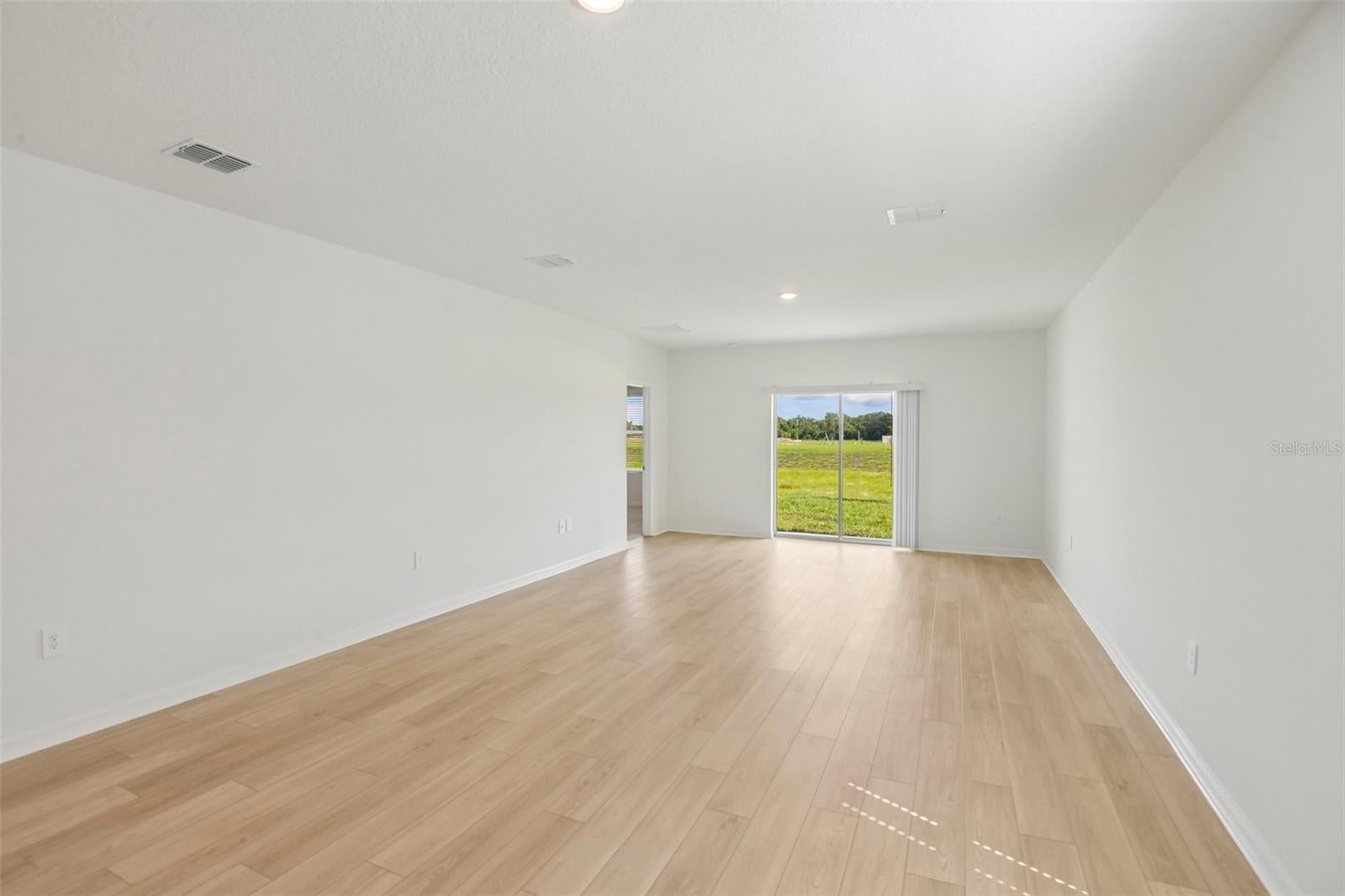 13721 SQUALL LANE