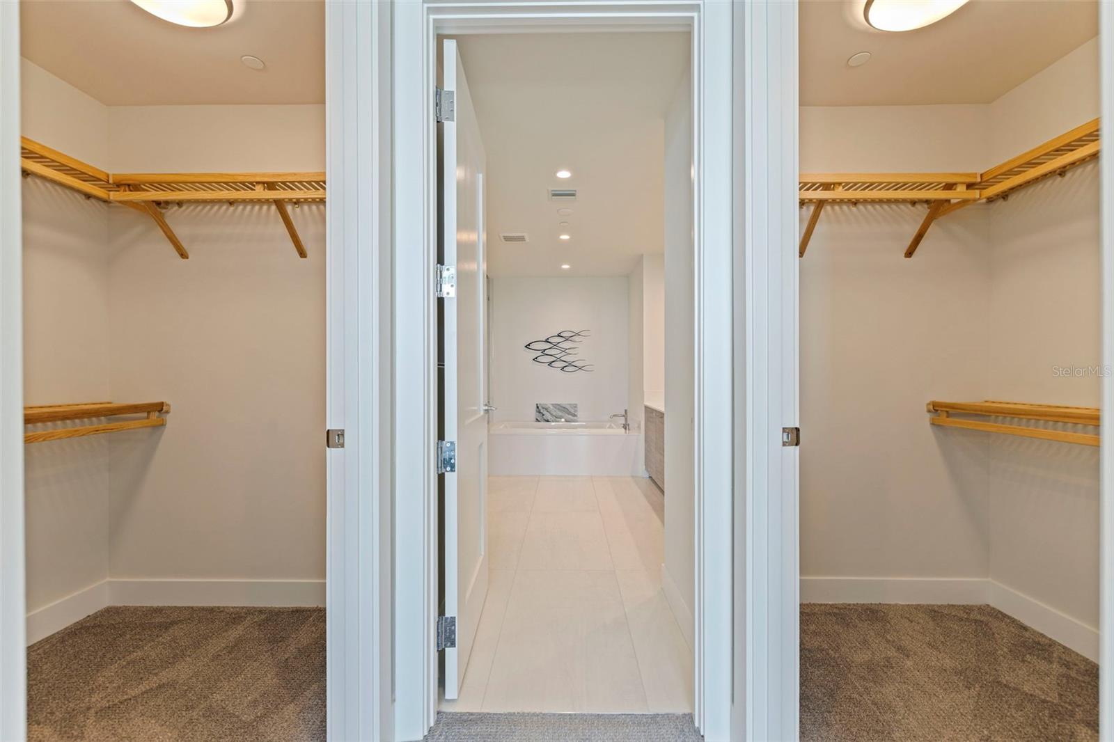 SALTAIRE CONDO - Residential