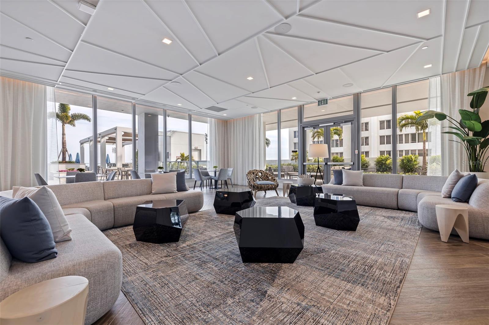 SALTAIRE CONDO - Residential