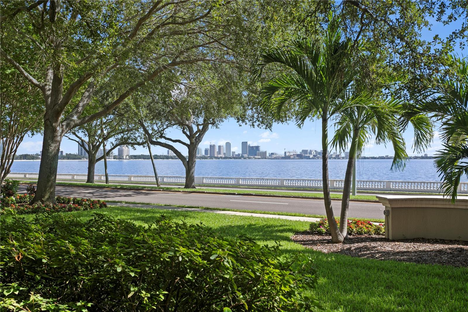 3507 BAYSHORE BOULEVARD 102