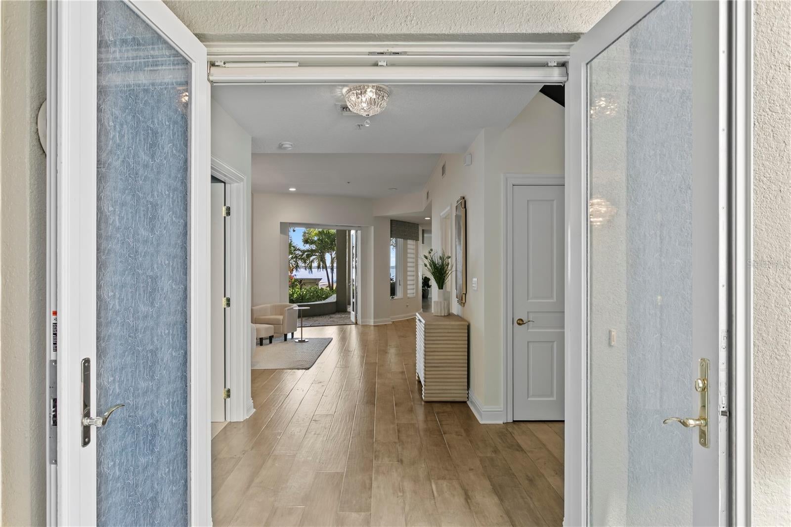 3507 BAYSHORE BOULEVARD 102