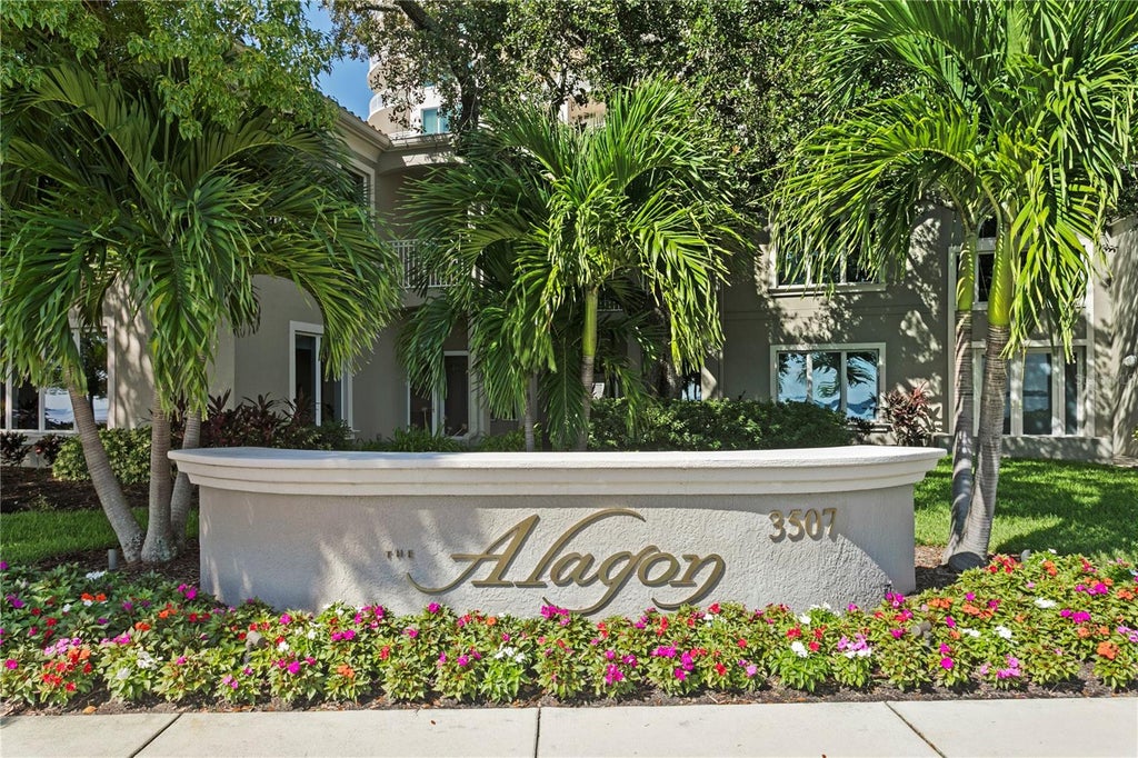 Photo of 3507 Bayshore Boulevard #102, Tampa, FL 33629 (MLS # TB8529420)