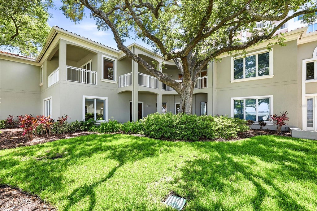 Photo of 3507 Bayshore Boulevard #102, Tampa, FL 33629 (MLS # TB8529420)