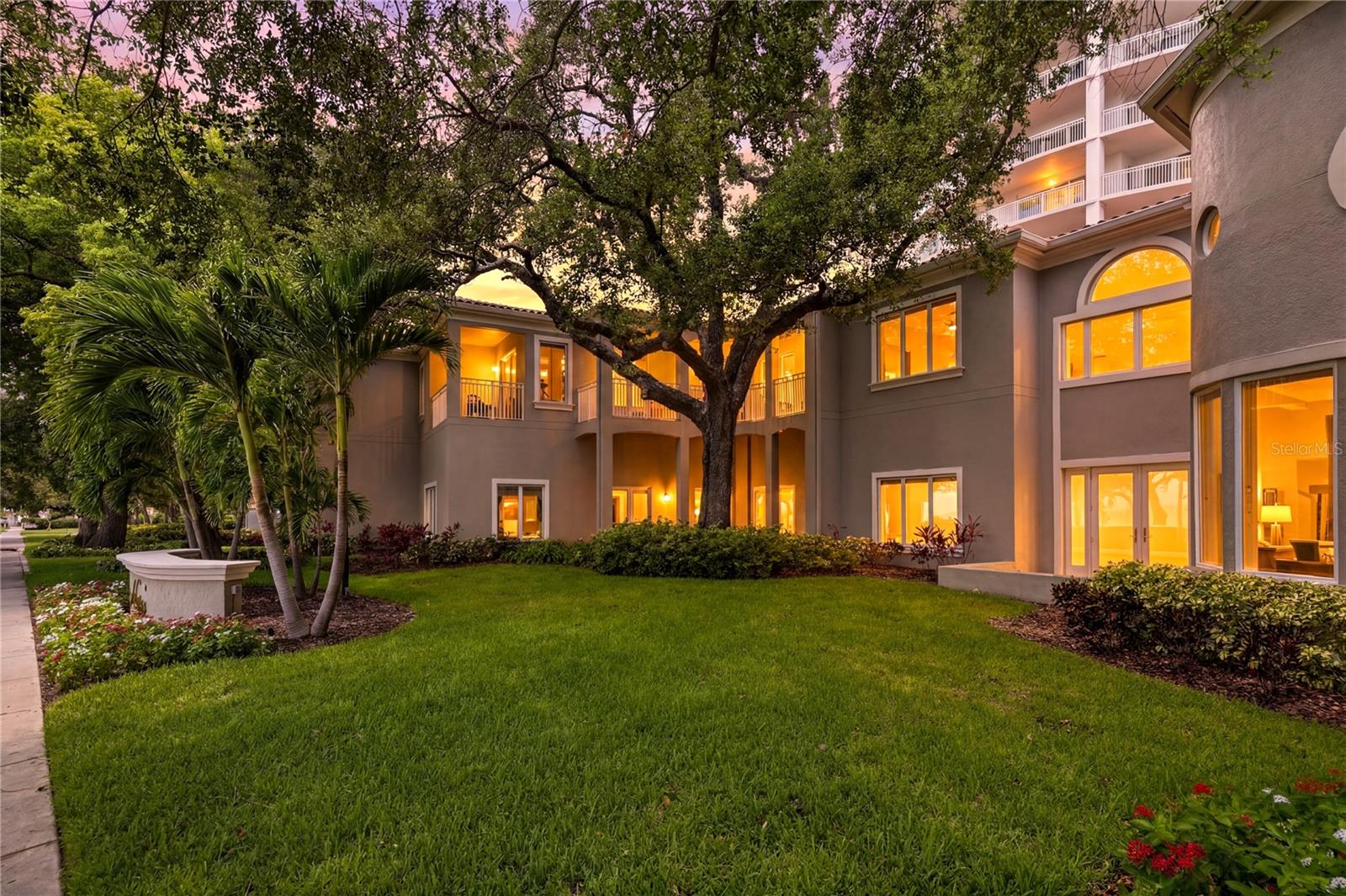 3507 BAYSHORE BOULEVARD 102