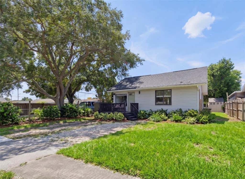 Photo of 4924 45th Avenue N, St Petersburg, FL 33709 (MLS # TB8531916)