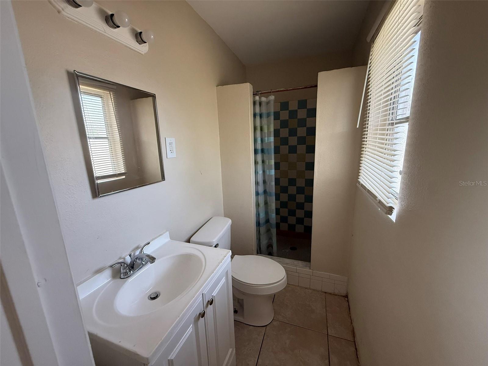 SEMINOLE PARK MANOR - Residential Income