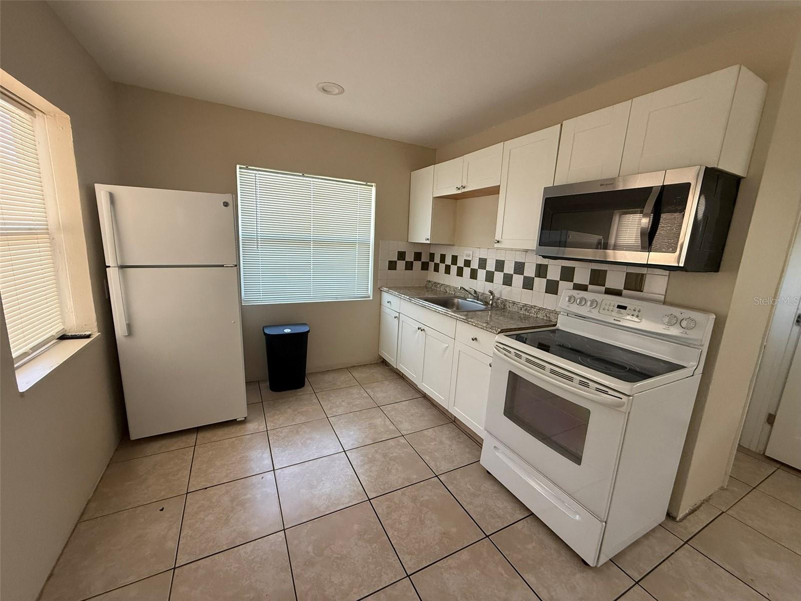 SEMINOLE PARK MANOR - Residential Income