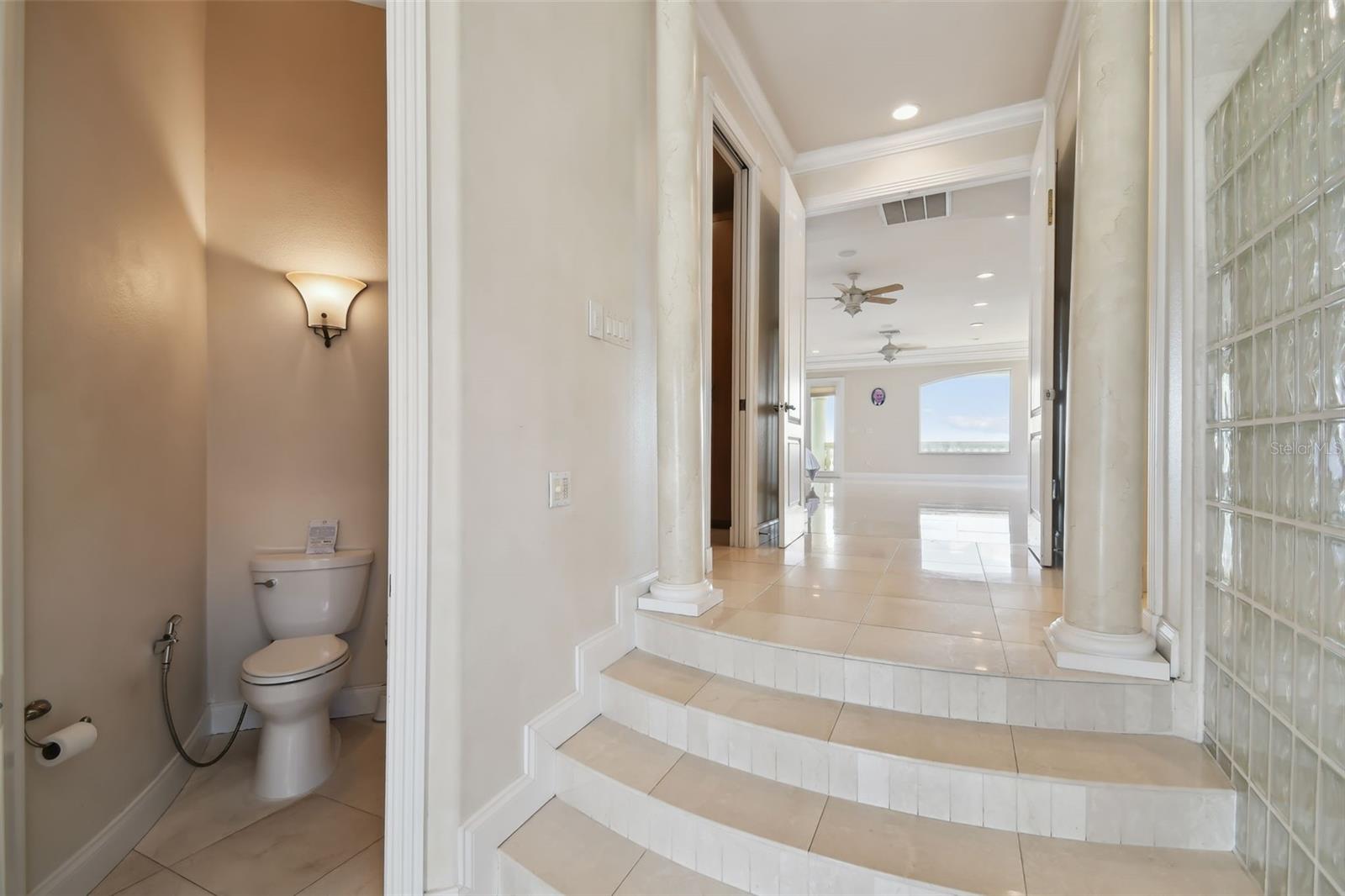 HARBORPOINTE - Residential