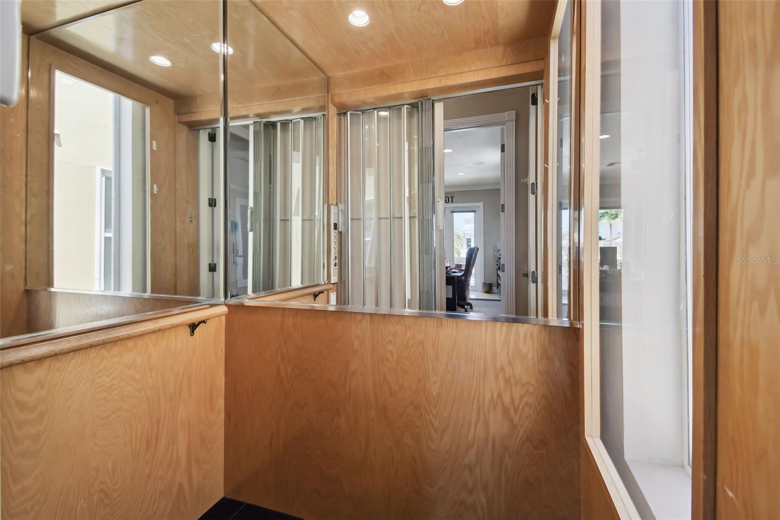 HARBORPOINTE - Residential