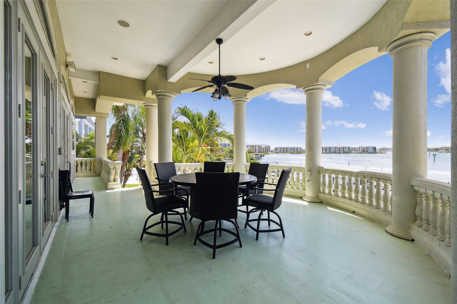 HARBORPOINTE - Residential