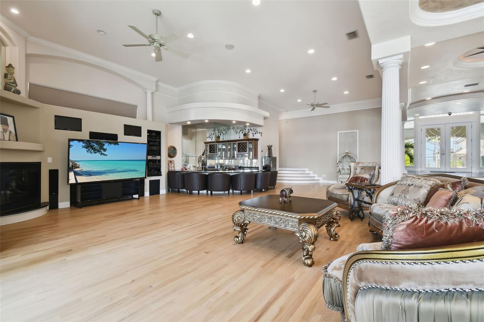 HARBORPOINTE - Residential