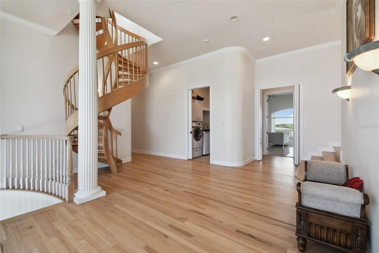 HARBORPOINTE - Residential