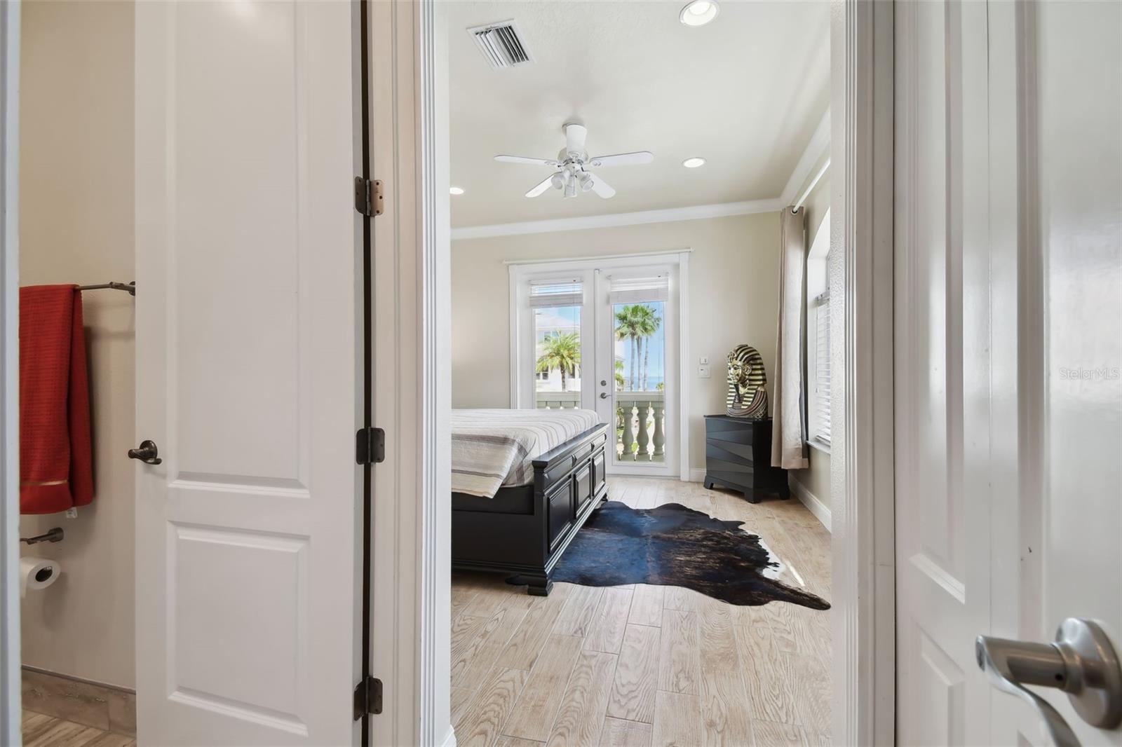 HARBORPOINTE - Residential