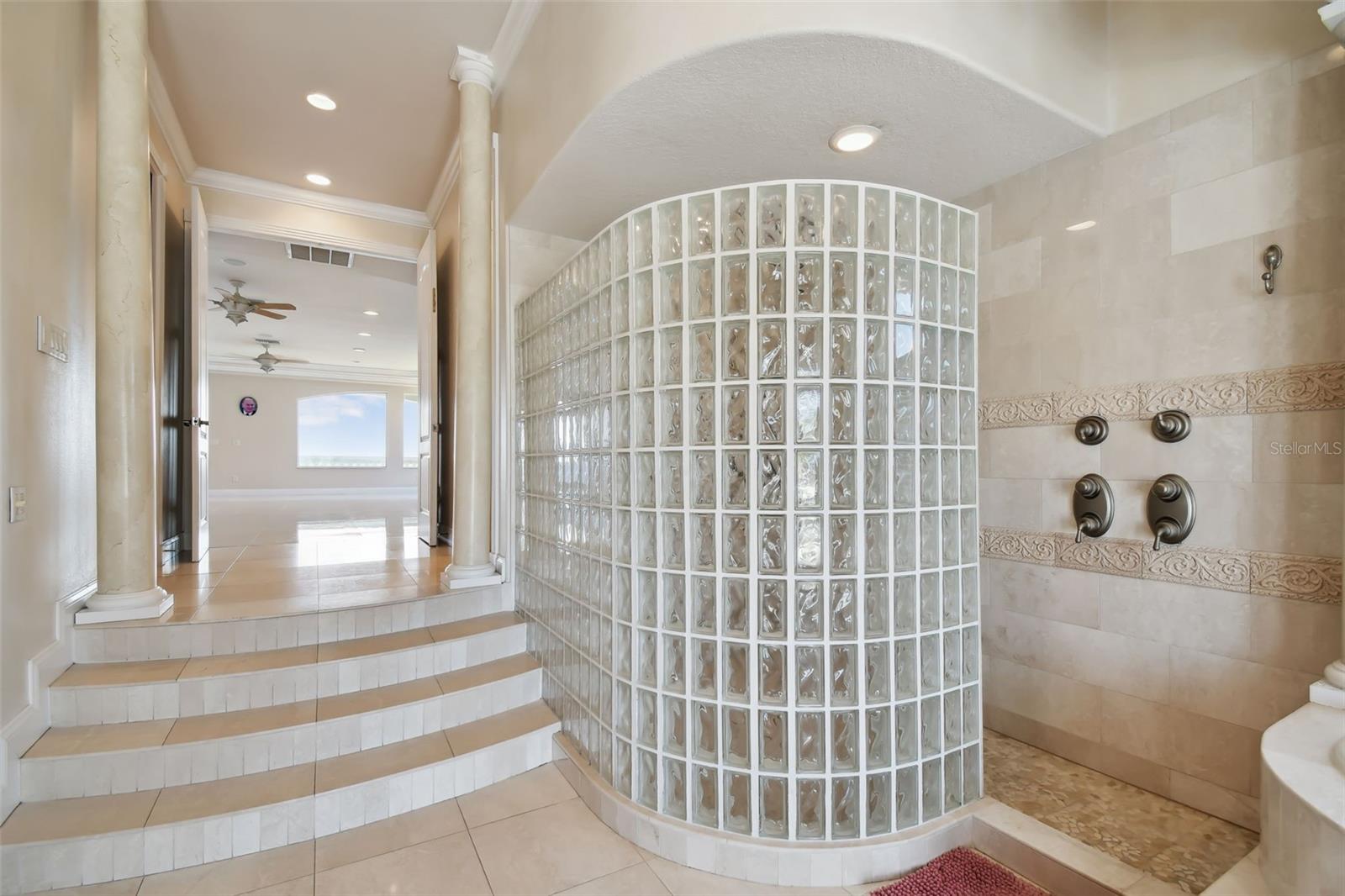 HARBORPOINTE - Residential