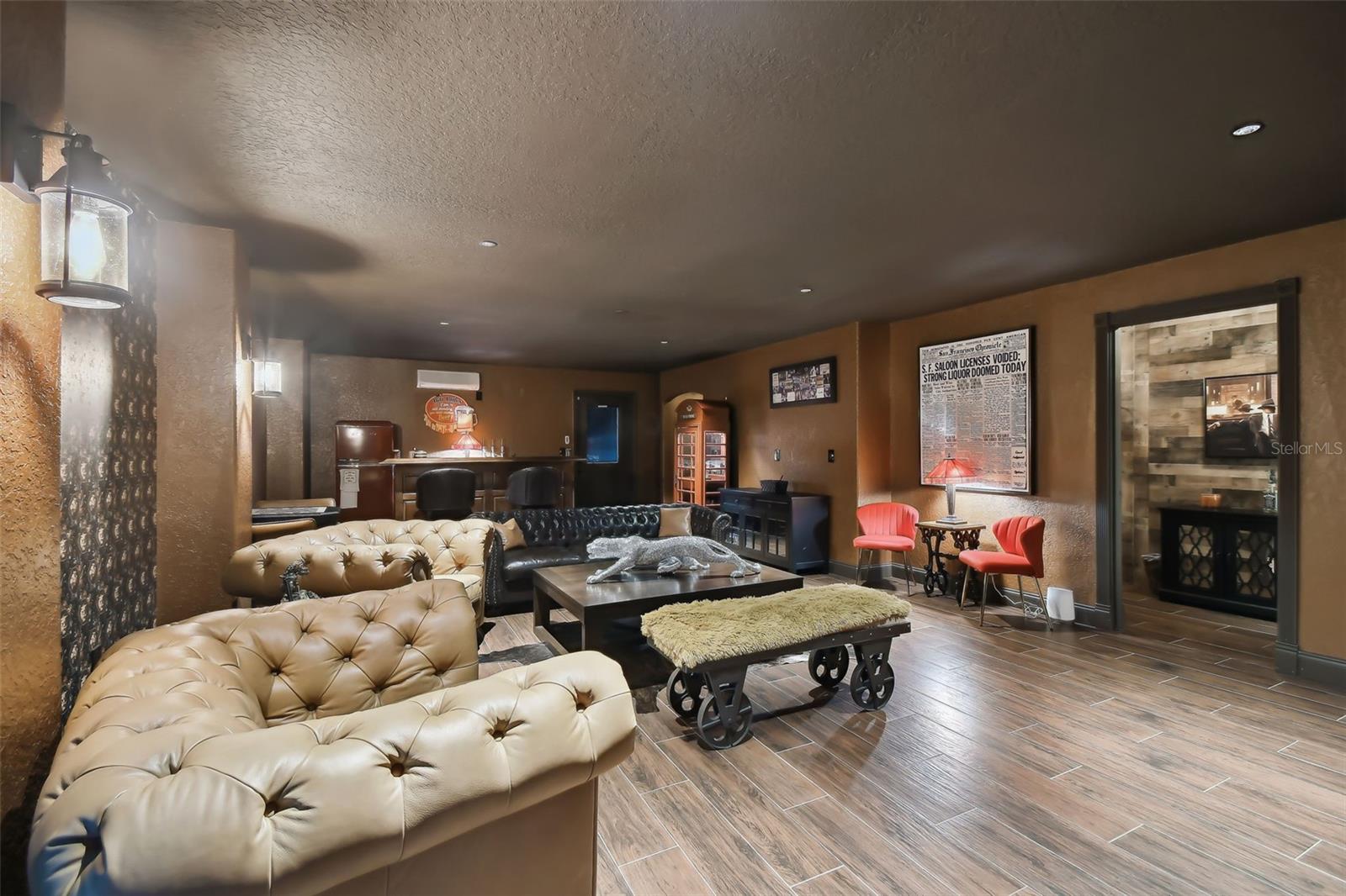 HARBORPOINTE - Residential