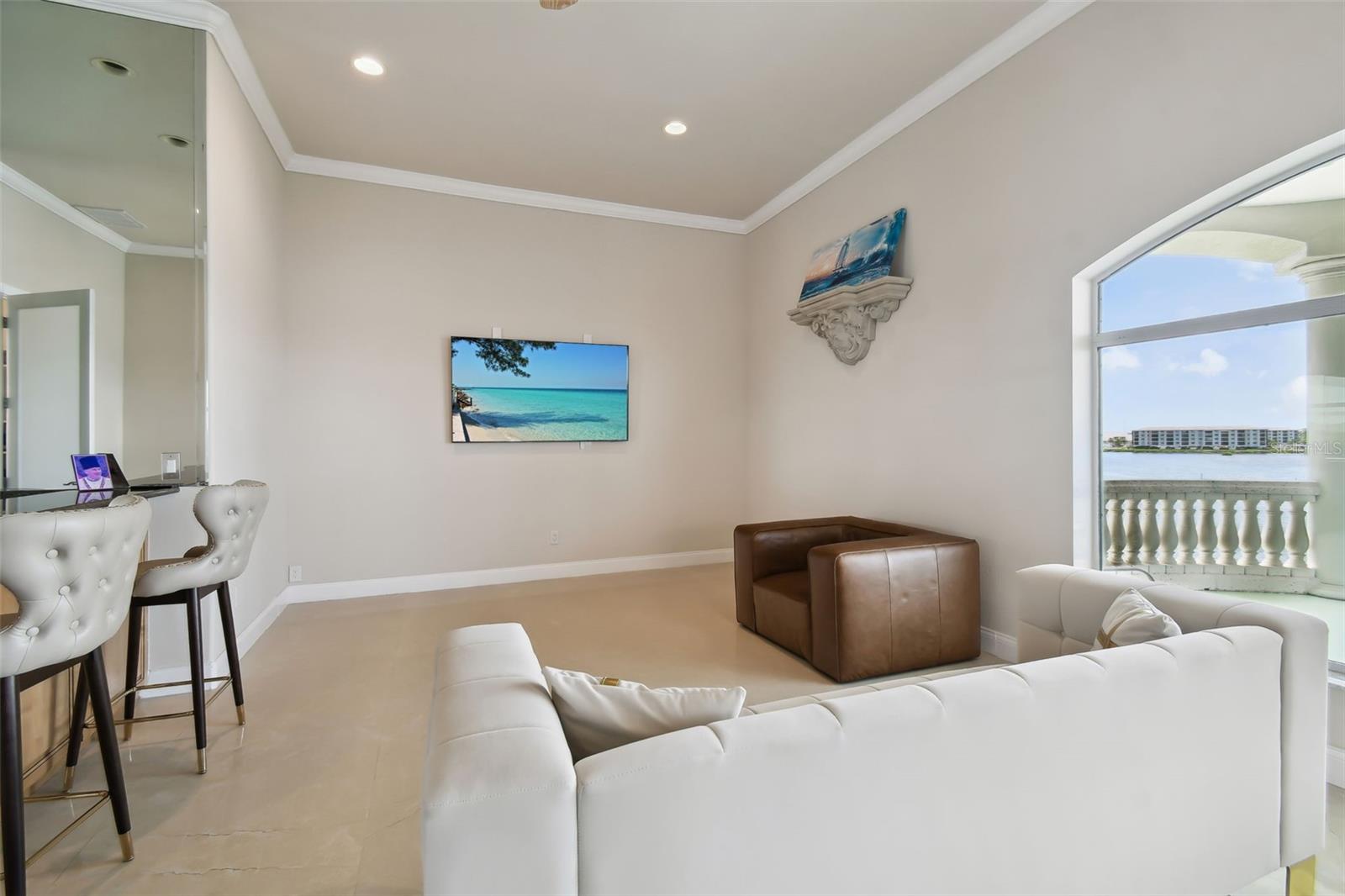 HARBORPOINTE - Residential