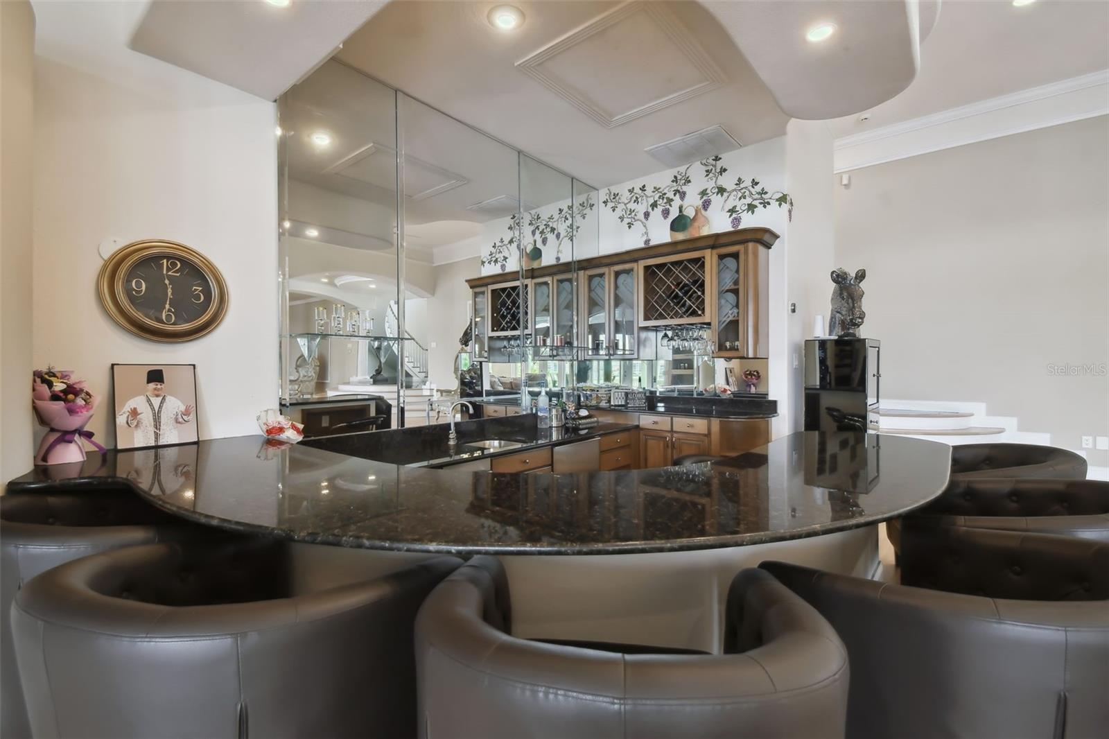 HARBORPOINTE - Residential