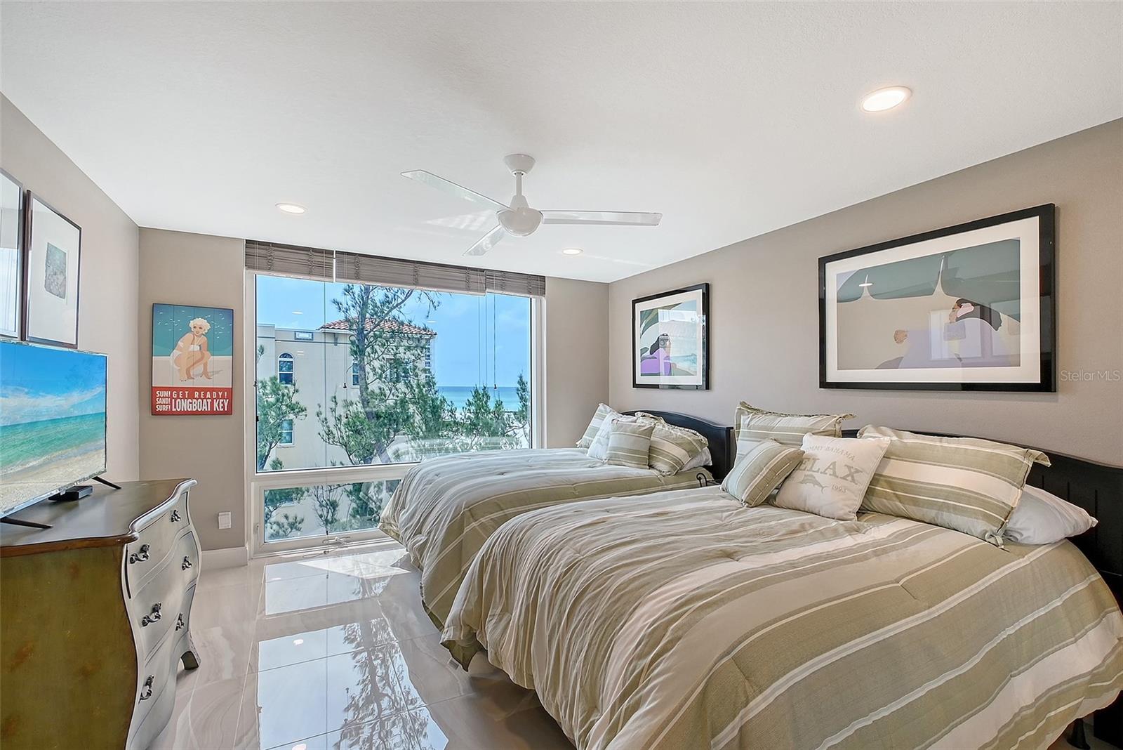 SEA GATE CLUB - Residential