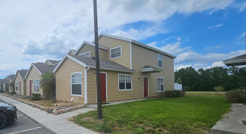 Photo of 601 Washington Palm Loop #B, Davenport, FL 33897 (MLS # S5148746)