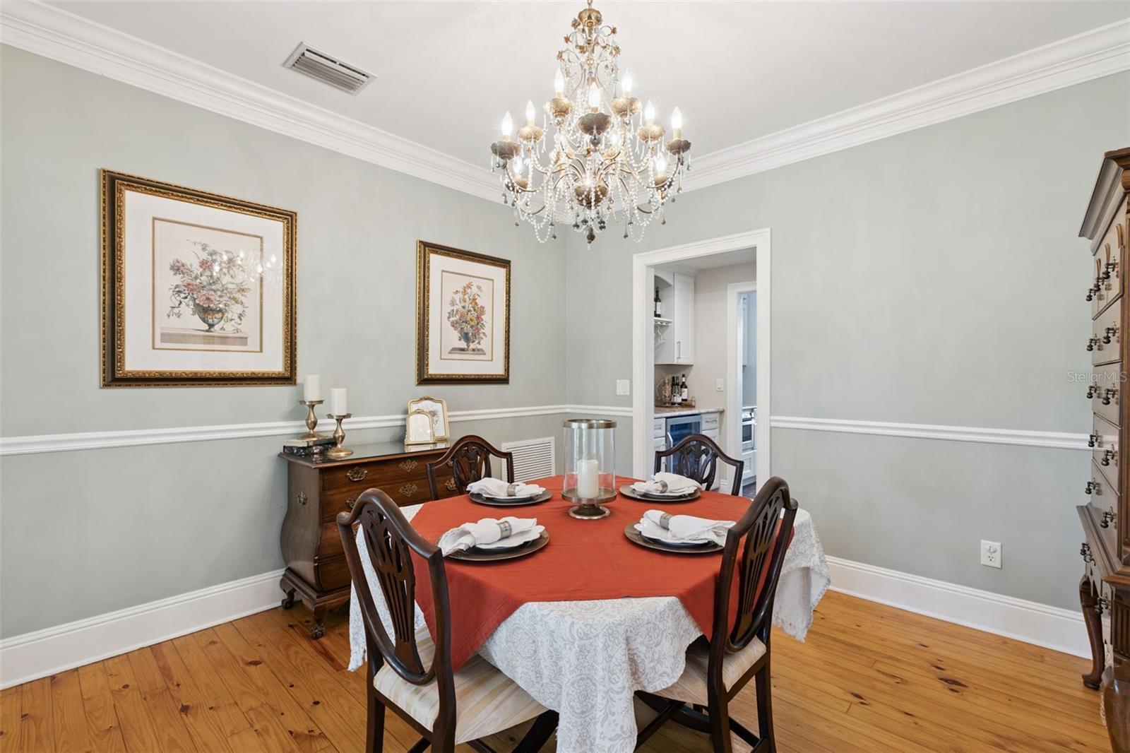 ELYSIUM CLUB - Residential