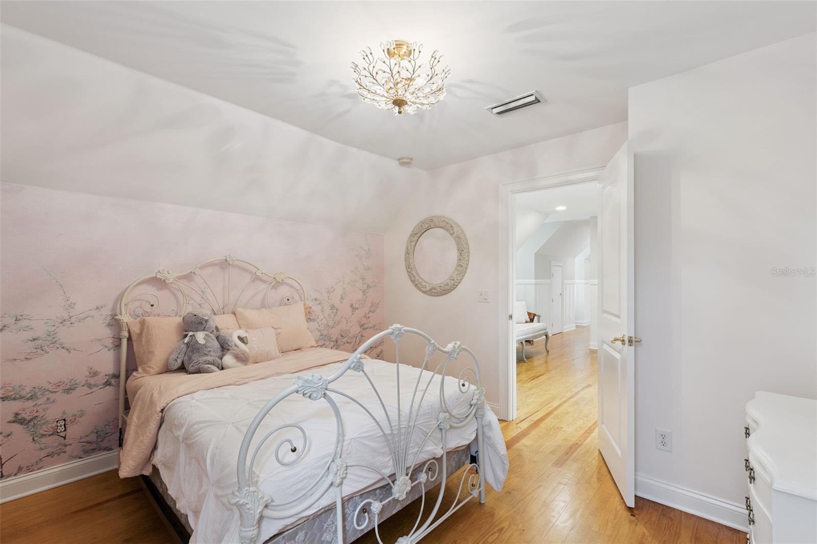 ELYSIUM CLUB - Residential