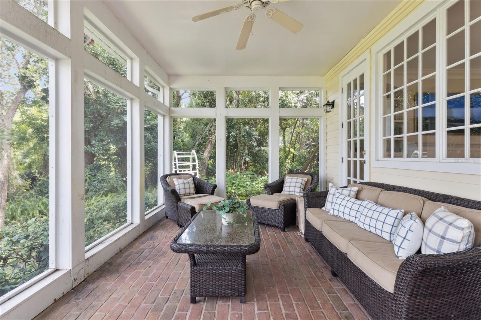 ELYSIUM CLUB - Residential