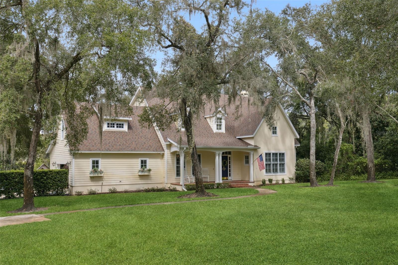 ELYSIUM CLUB - Residential