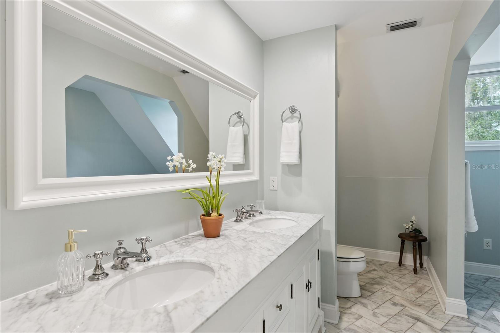 ELYSIUM CLUB - Residential