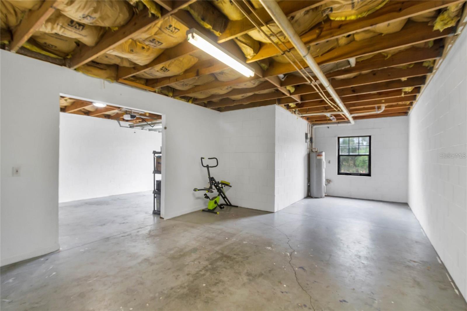 560/562 W JUNIATA STREET