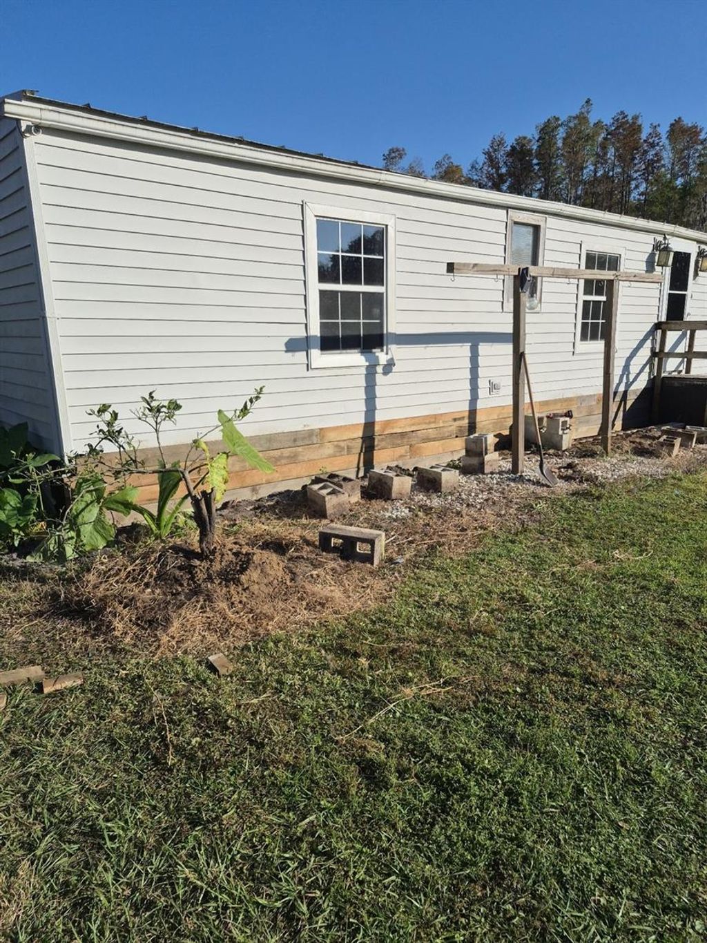 Photo of 206 Country World Drive E, Davenport, FL 33897 (MLS # A4685363)