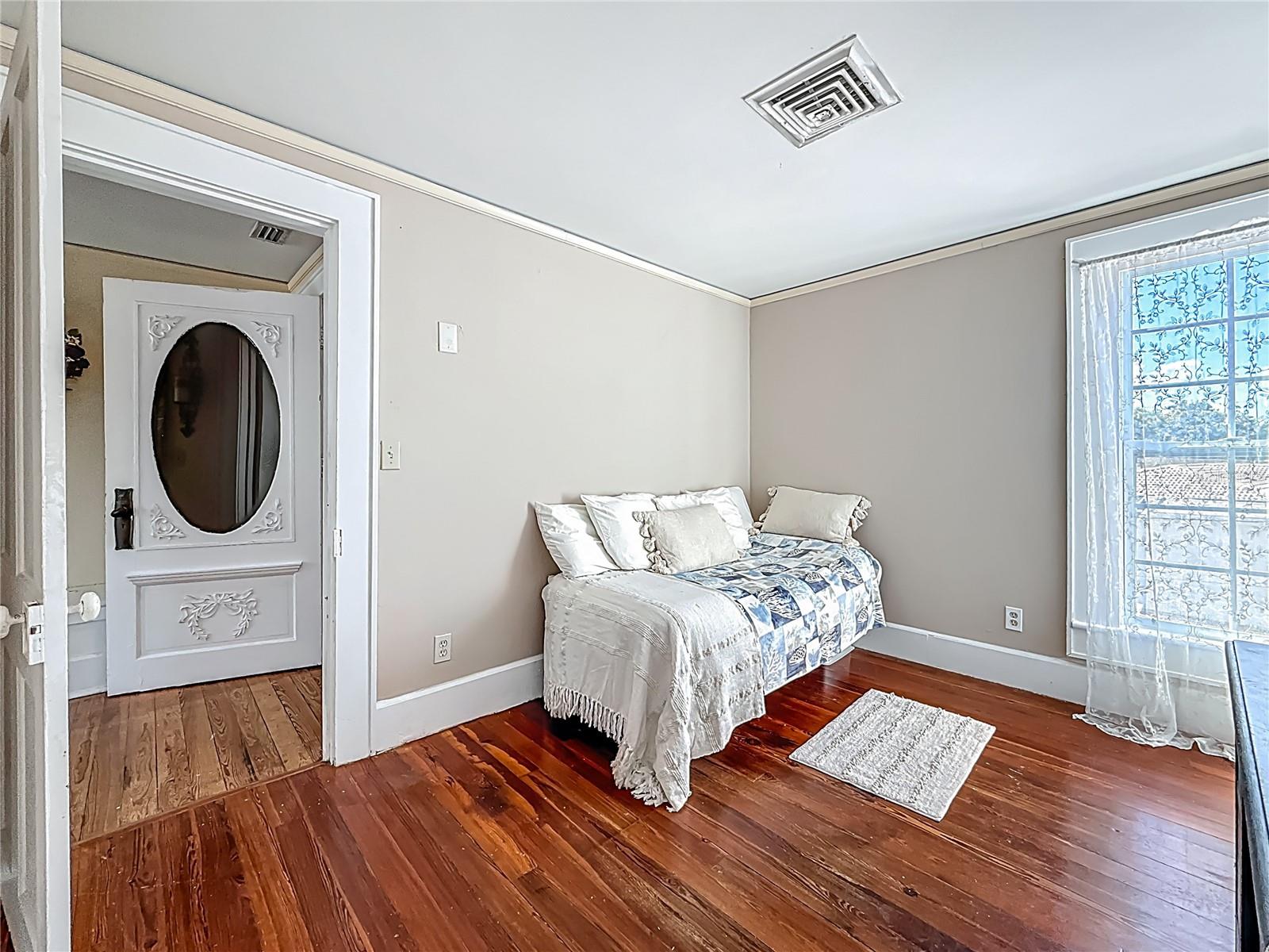 RIDGEWOOD ESTATES ADD - Residential