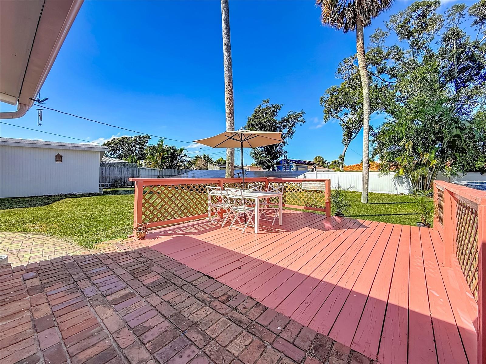 RIDGEWOOD ESTATES ADD - Residential