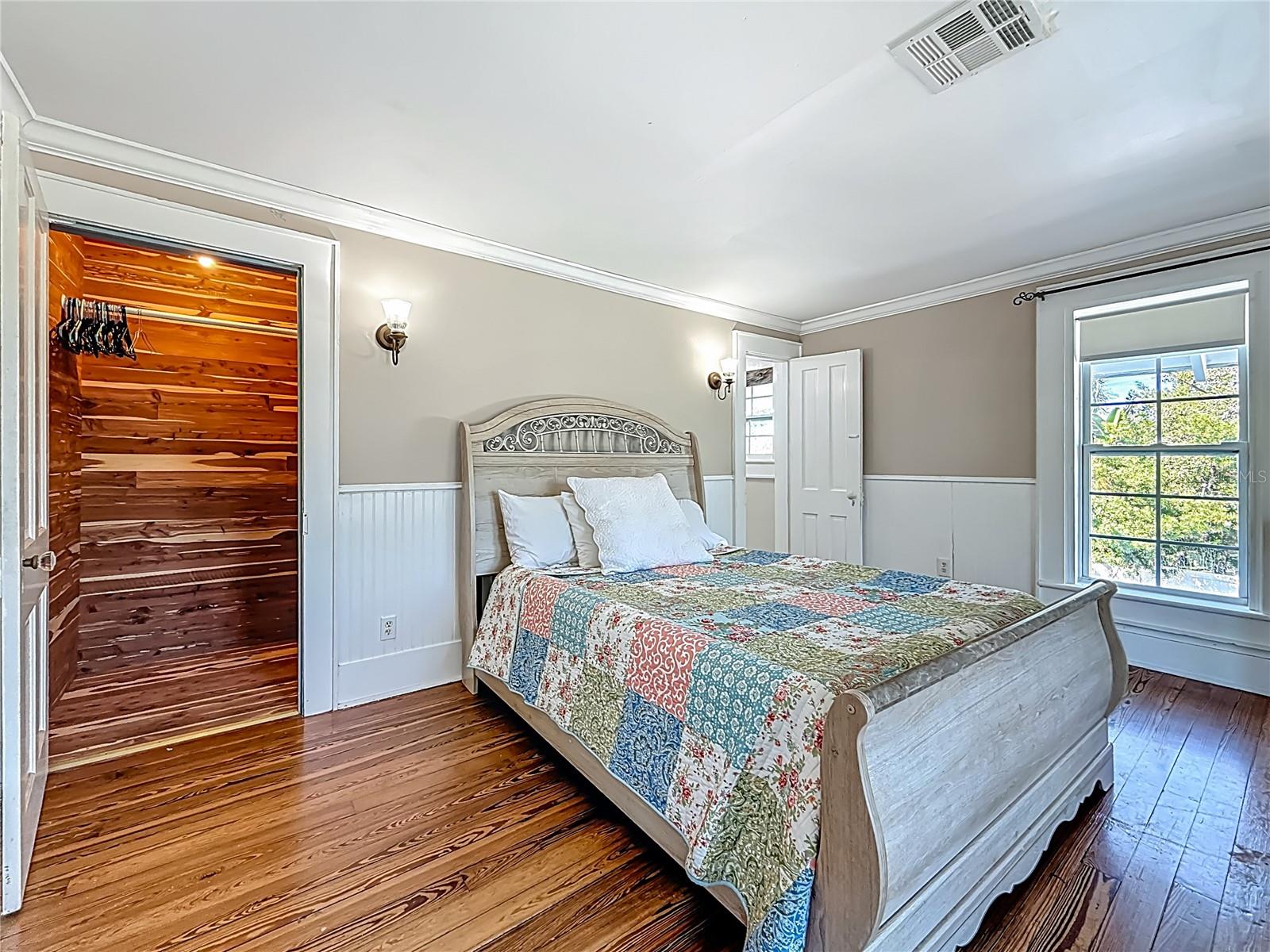 RIDGEWOOD ESTATES ADD - Residential