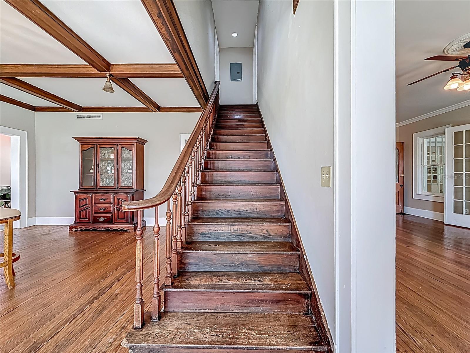 RIDGEWOOD ESTATES ADD - Residential