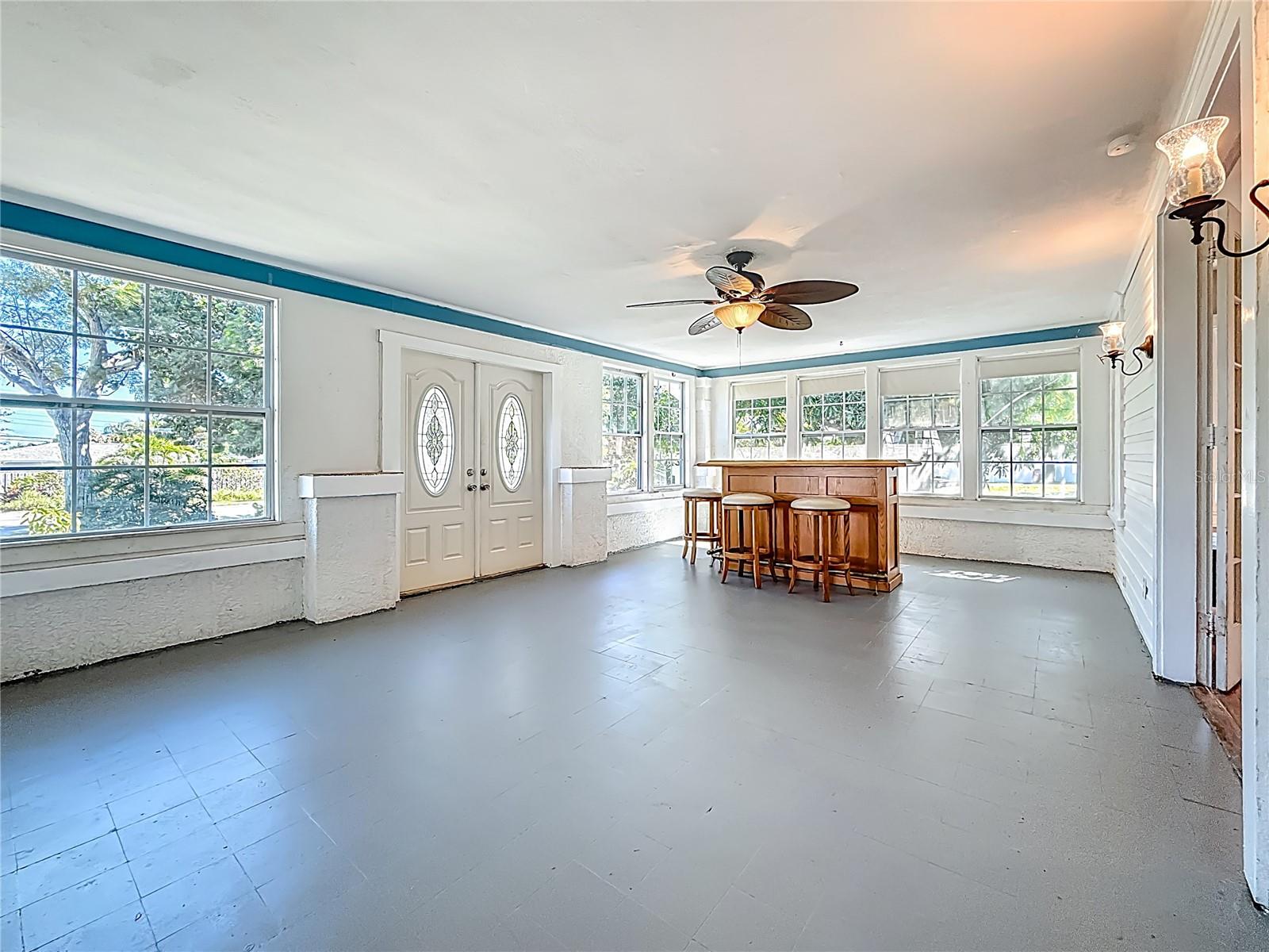 RIDGEWOOD ESTATES ADD - Residential