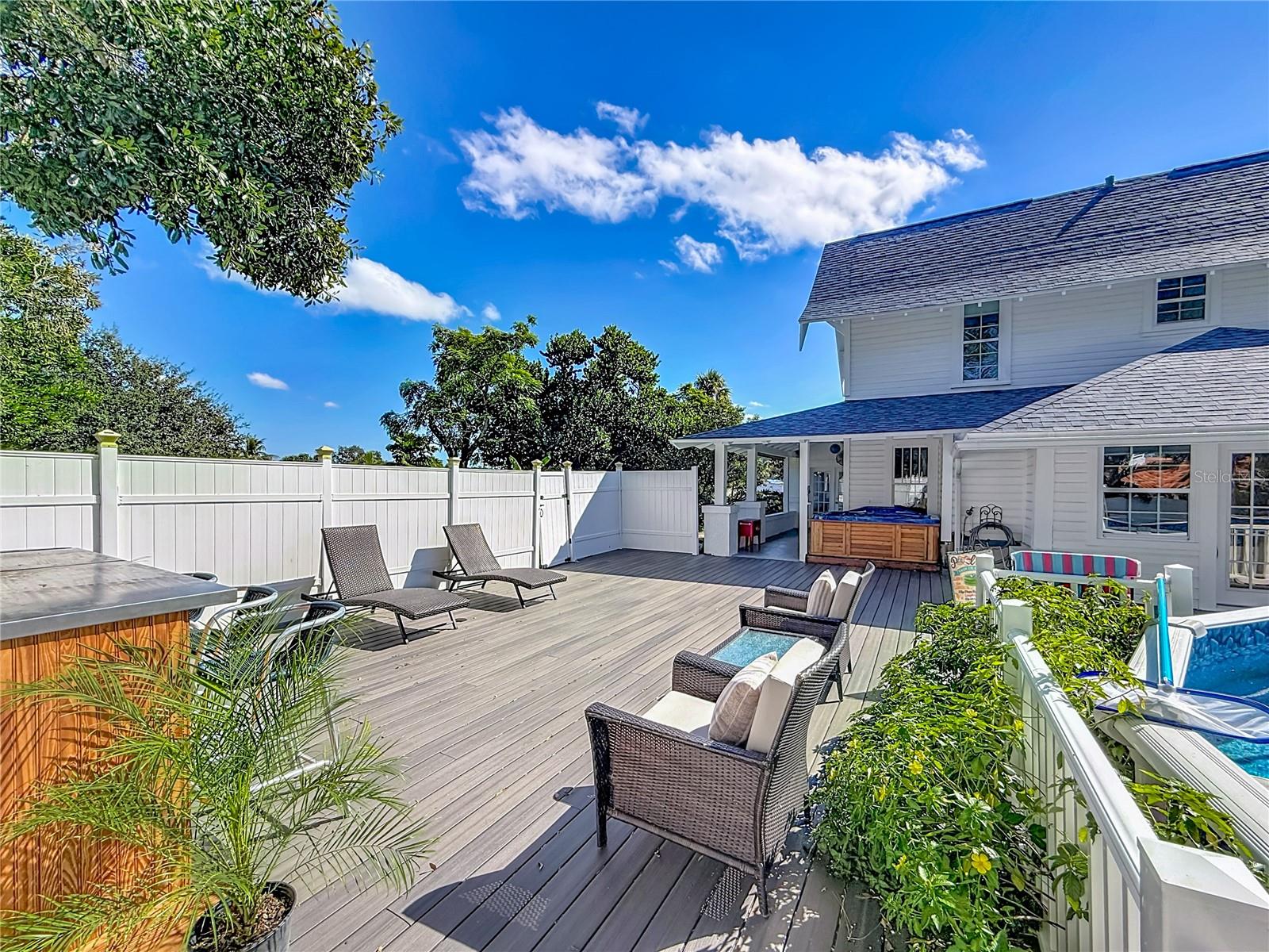 RIDGEWOOD ESTATES ADD - Residential