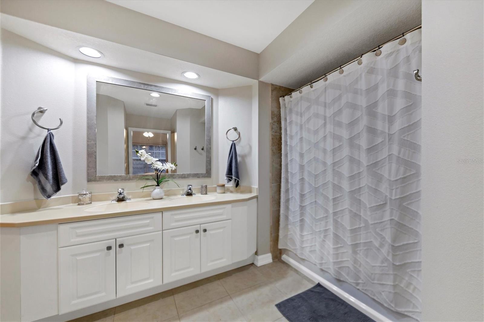 BOLLETTIERI RESORT VILLAS IX - Residential Lease