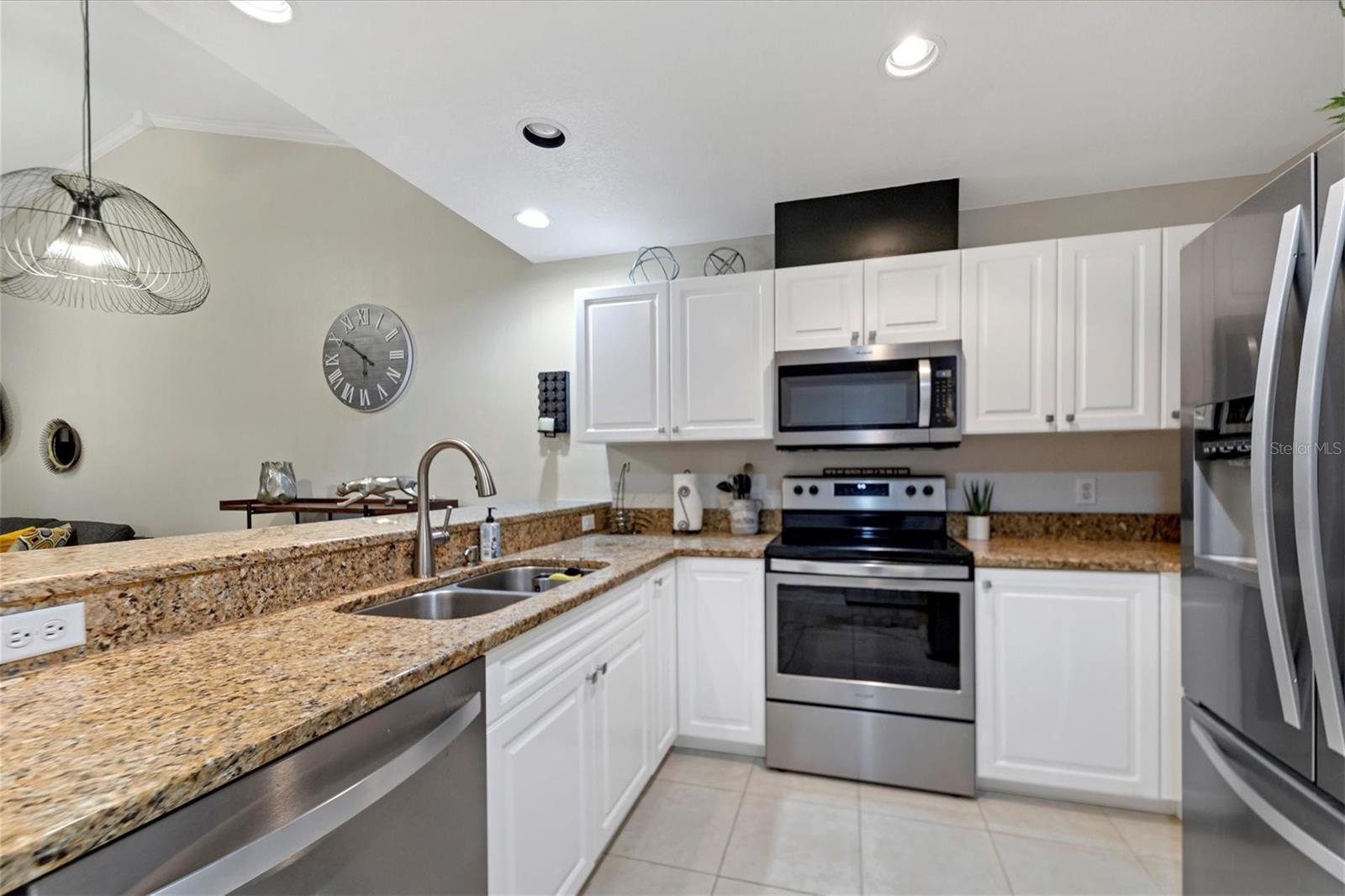 BOLLETTIERI RESORT VILLAS IX - Residential Lease