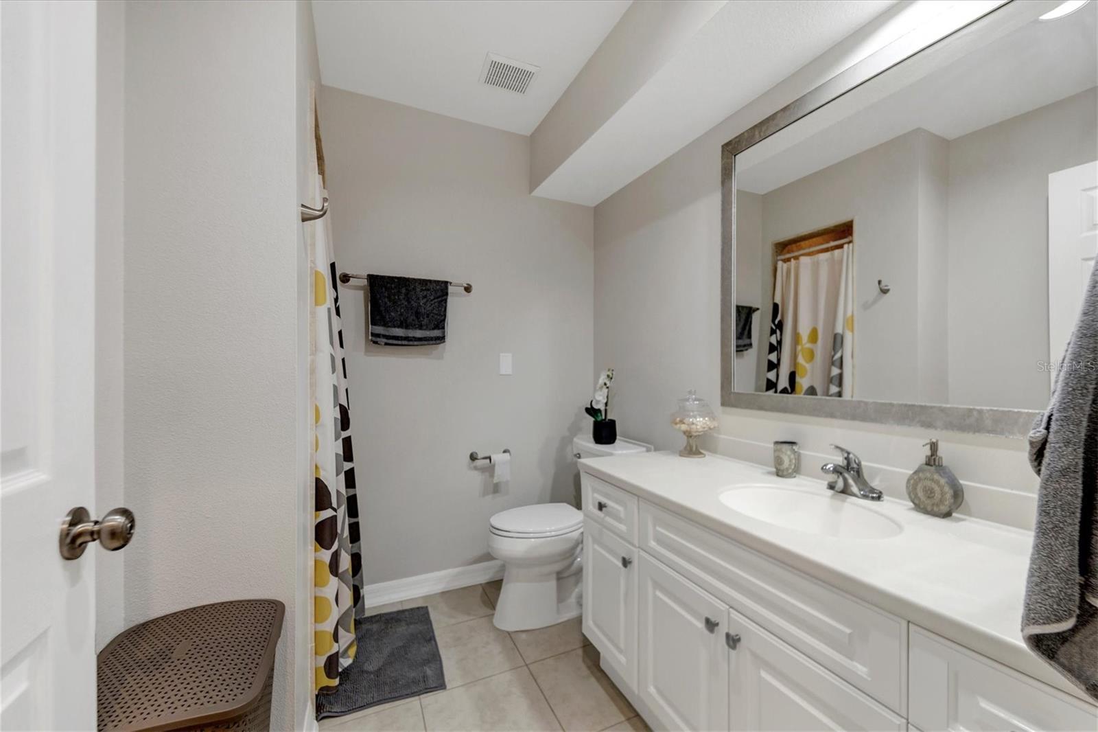 BOLLETTIERI RESORT VILLAS IX - Residential Lease