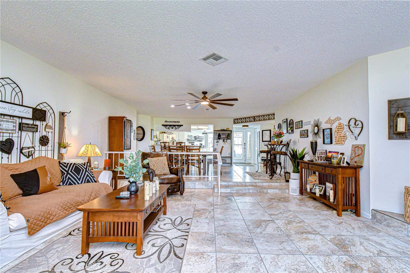 07 SPGS VILLAS CONDO - Residential