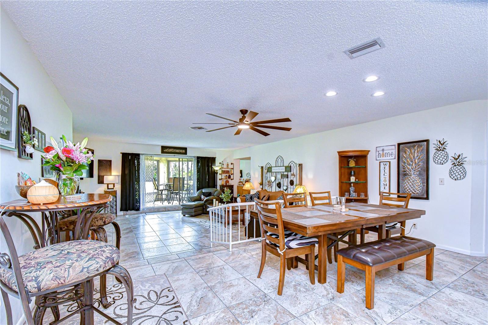 07 SPGS VILLAS CONDO - Residential