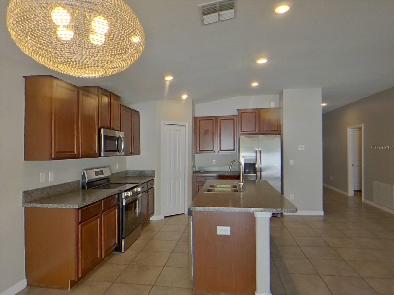 AYERSWORTH GLEN PH 3C - Residential Lease