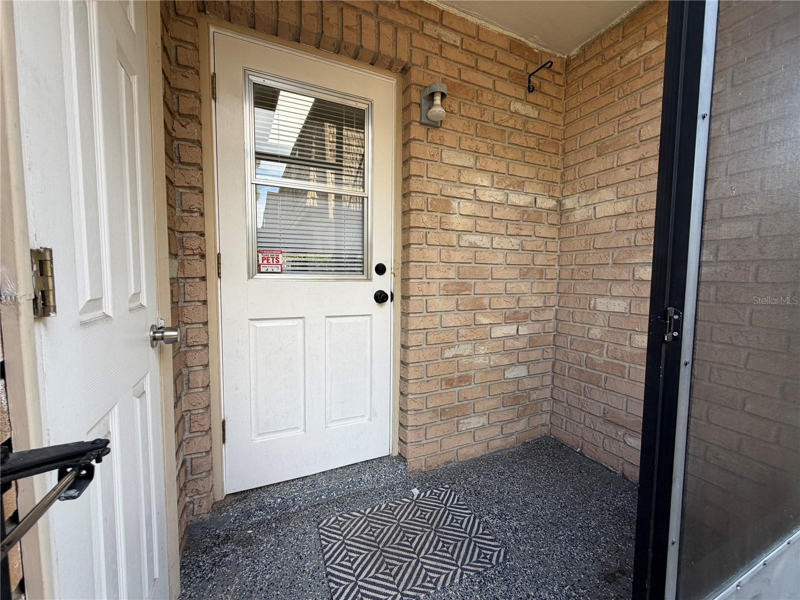 FOUR SEASONS CONDO - Residential Lease