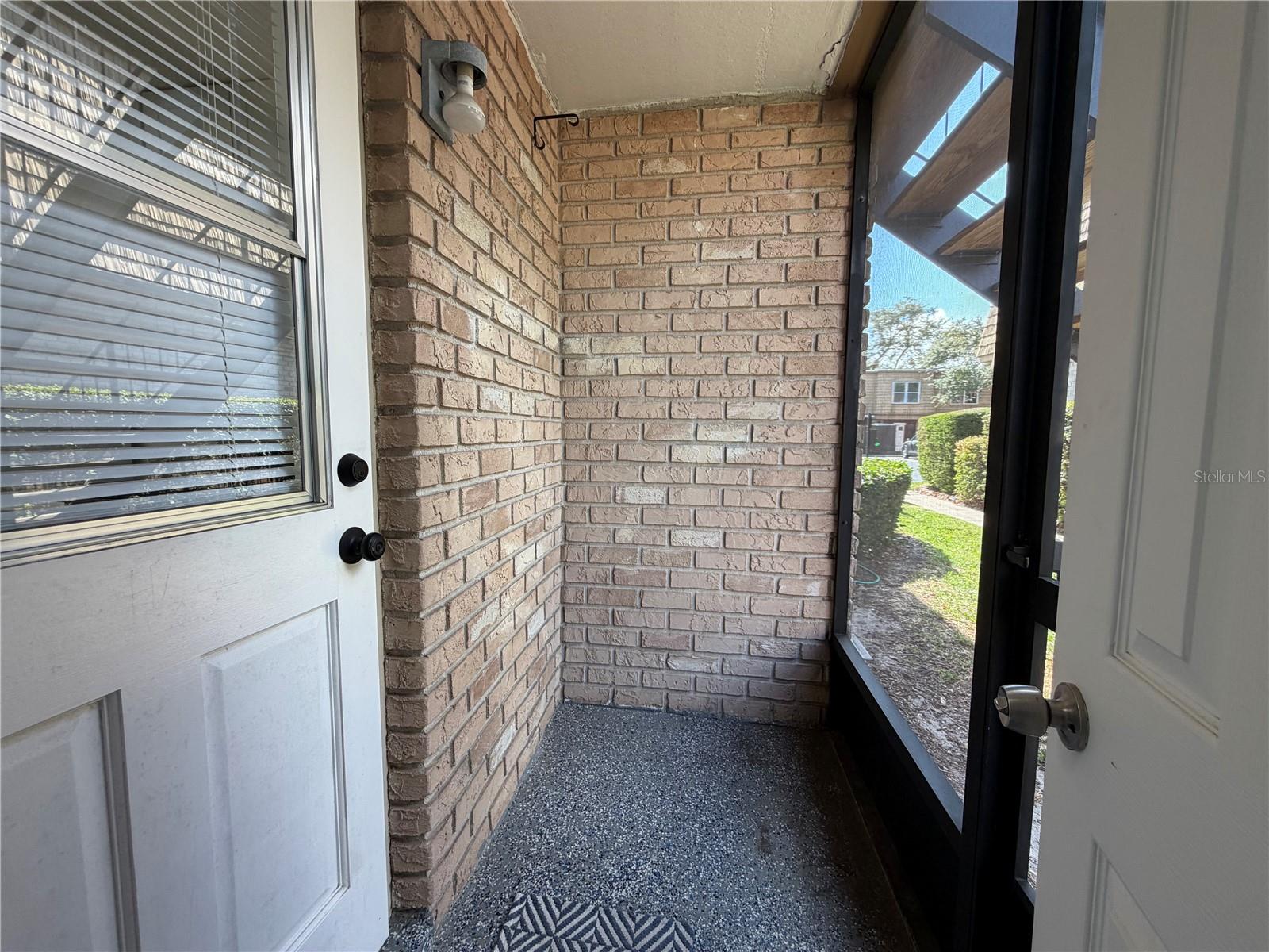 FOUR SEASONS CONDO - Residential Lease