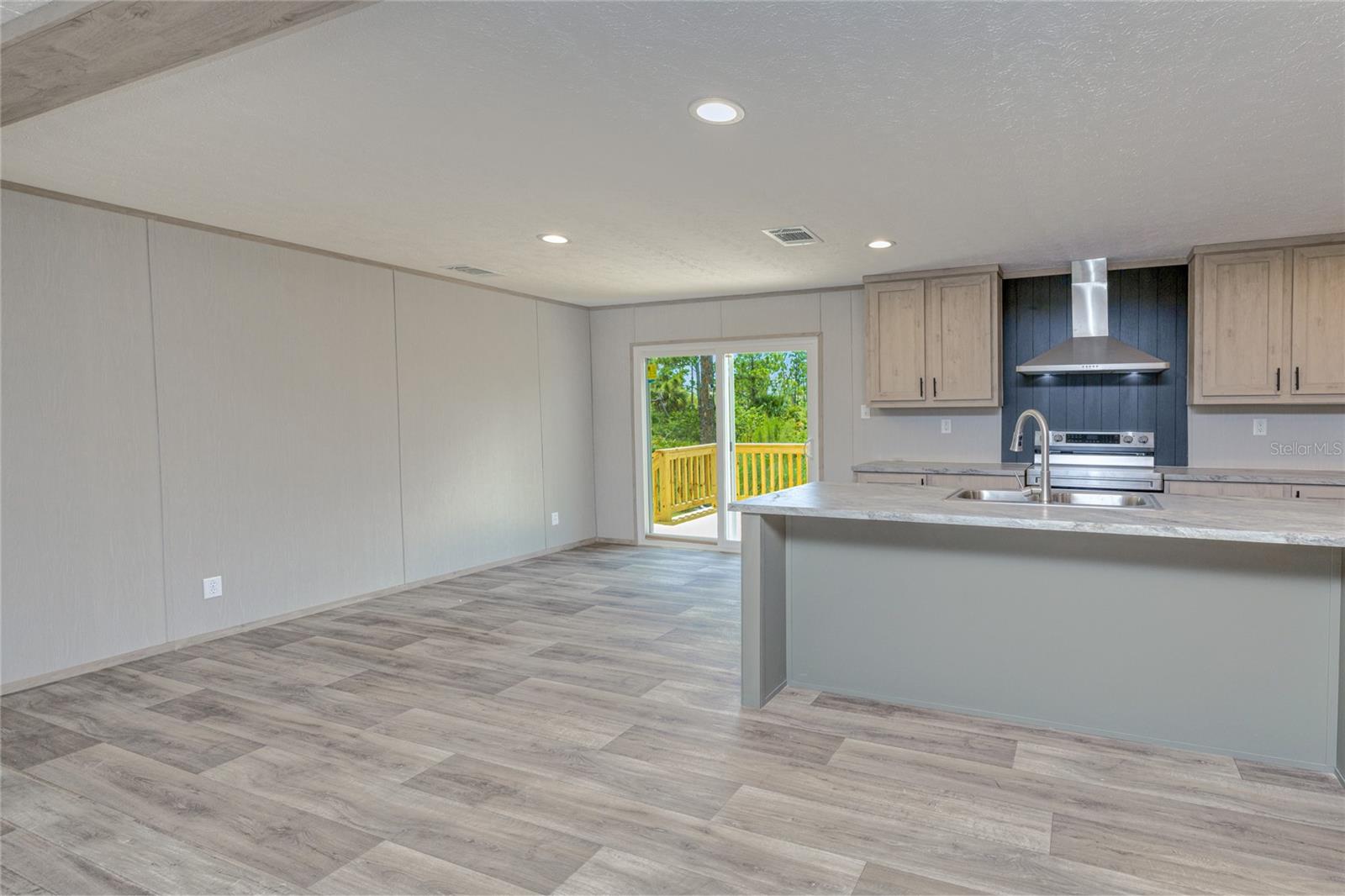ACREAGE - Residential