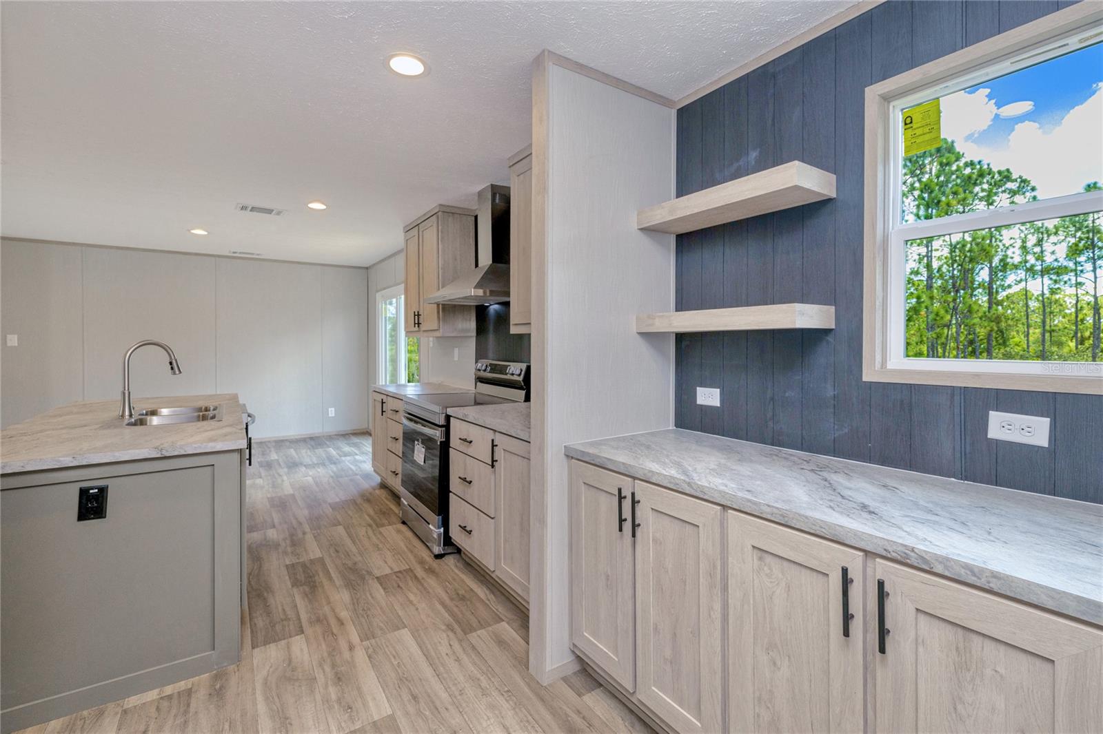 ACREAGE - Residential