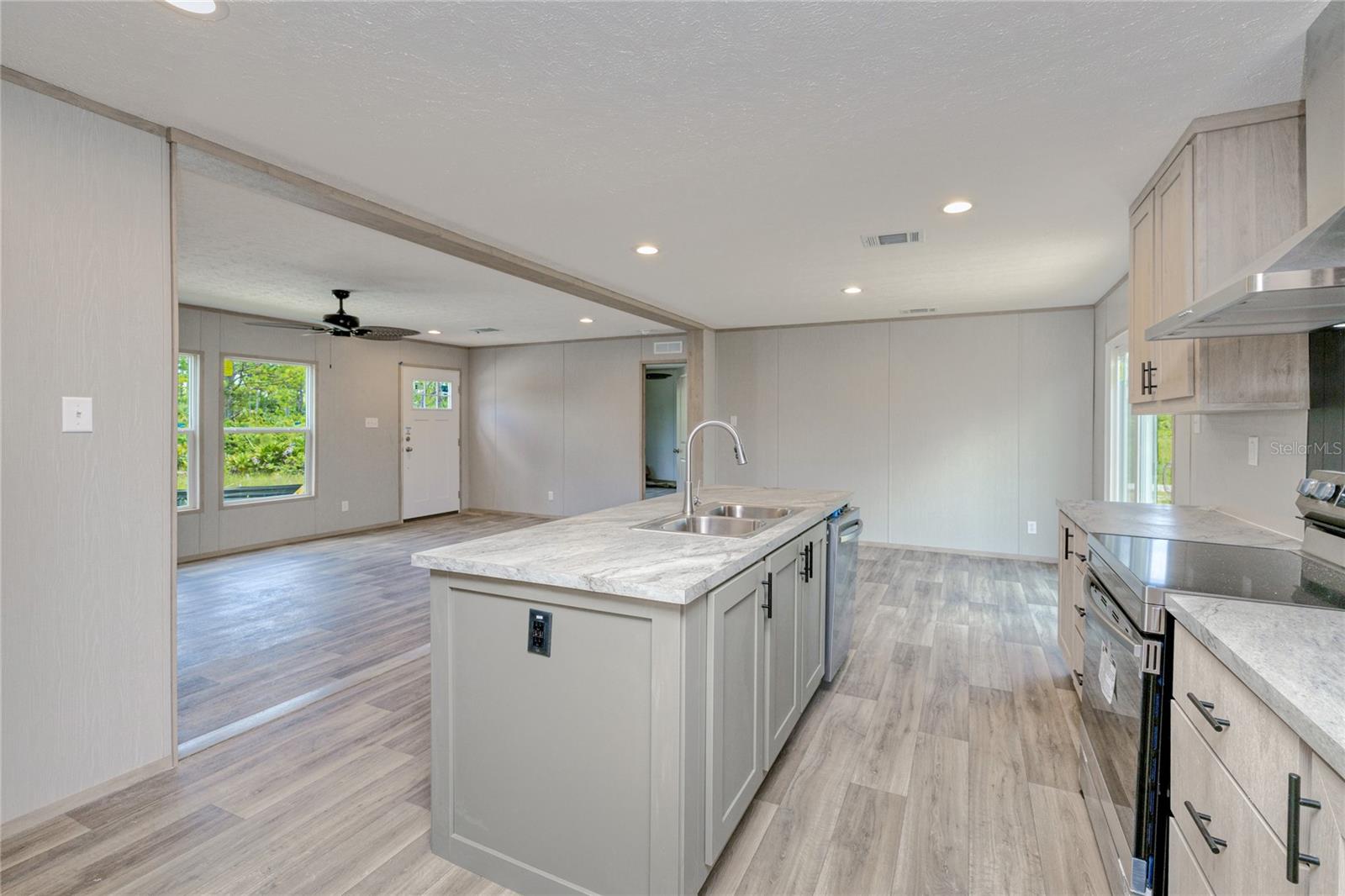 ACREAGE - Residential