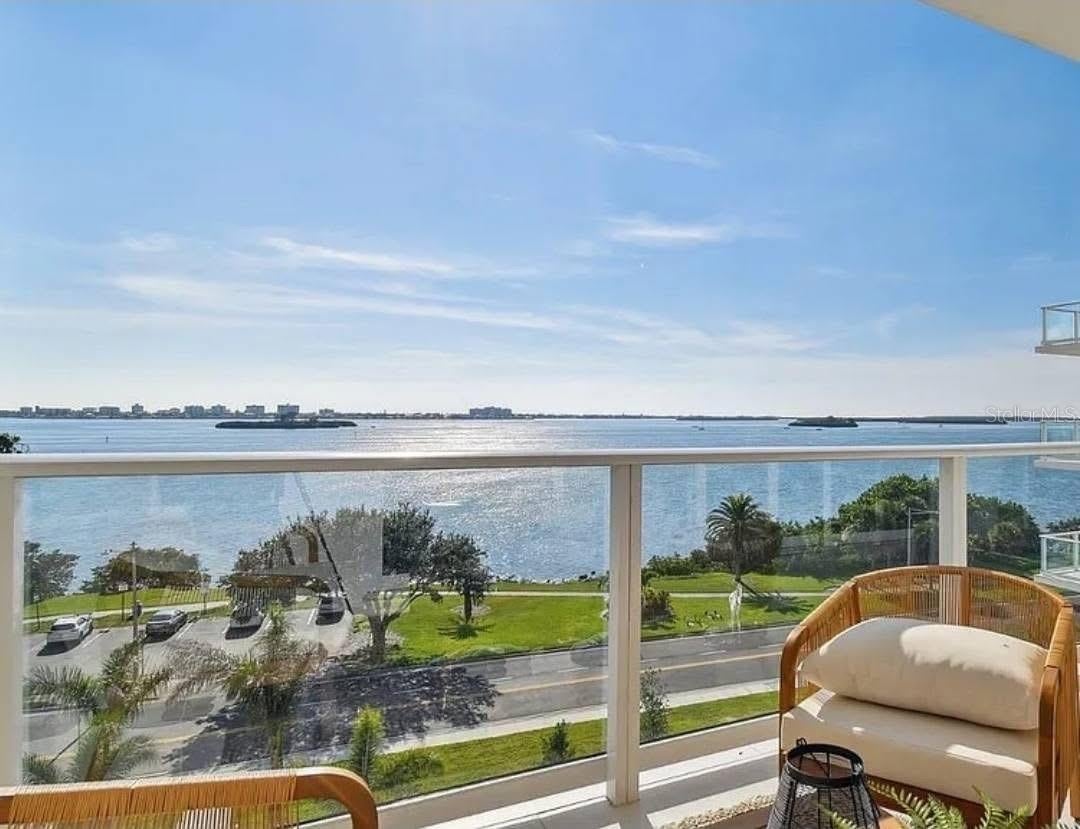 1020 SUNSET POINT ROAD 505