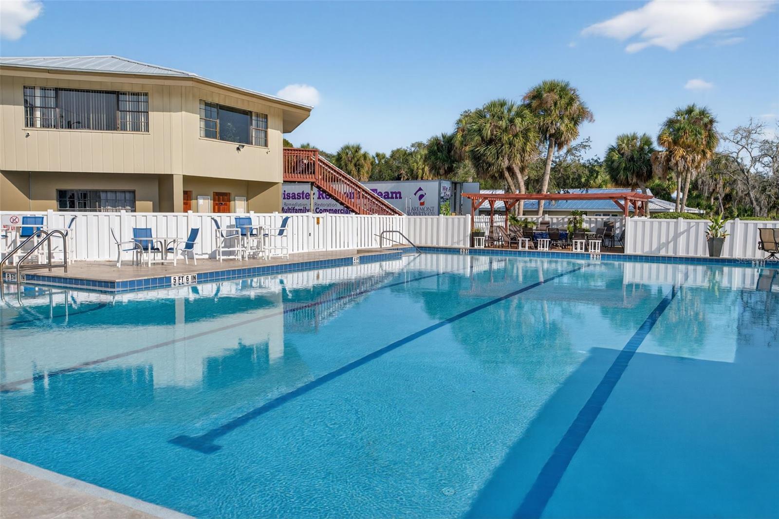 THE BAY VILLAS - Residential